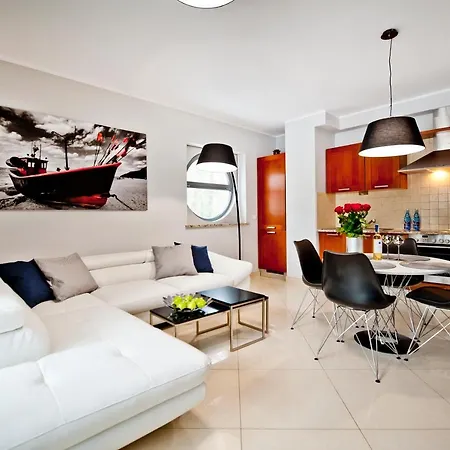 Tamara Blueapart * Jurata