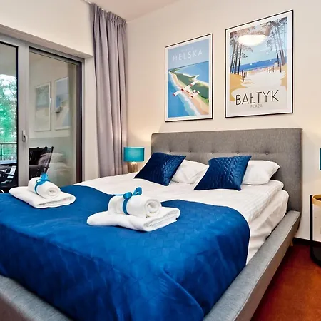 Tamara Blueapart Jurata