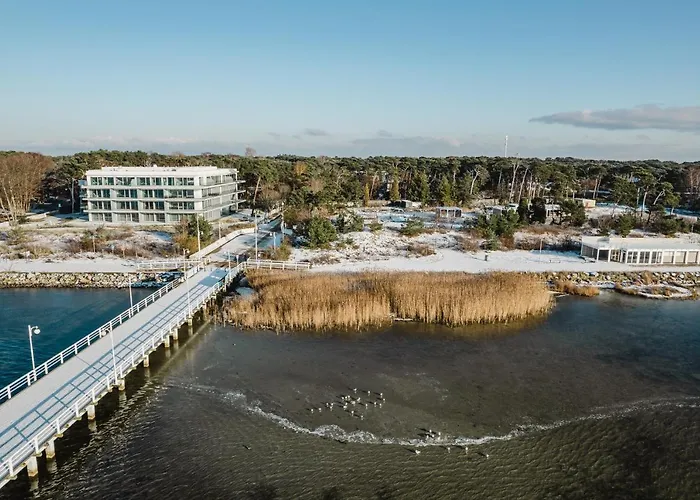 Tamara Blueapart Jurata