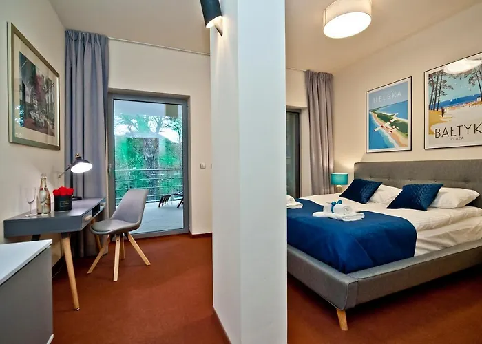 Tamara Blueapart Jurata